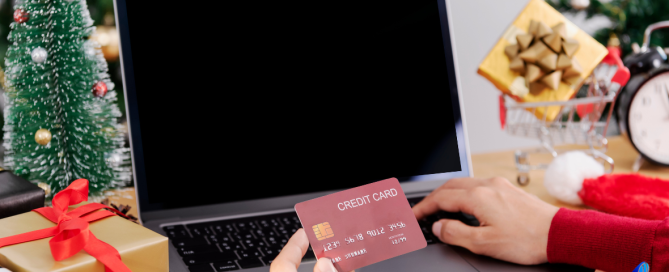 how to use credit card wisely this holiday season